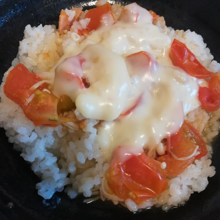 ミニトマト大量消費 トマト煮ご飯のチーズかけ レシピ 作り方 By もん1223 楽天レシピ ミニトマト大量消費 トマト煮ご飯のチーズかけ レシピ 作り方 By もん1223 楽天レシピ